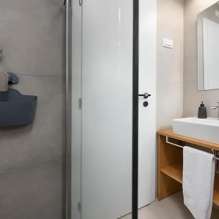 Διαμέρισμα Ampelea Ρόβινι