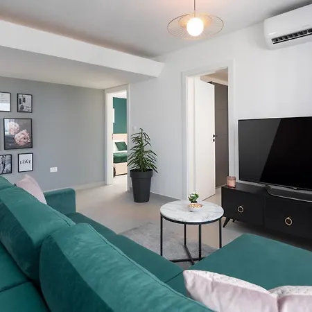 Ampelea Apartment